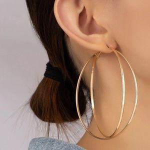 Minimalist Hoop Earrings Golden